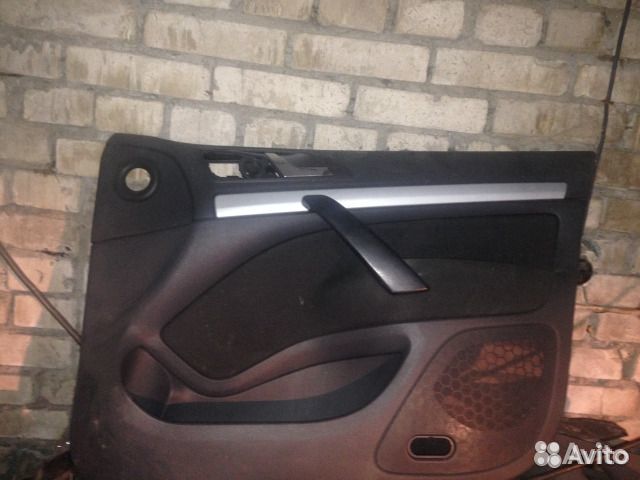 Обшивка двери правая шкода октавия а5