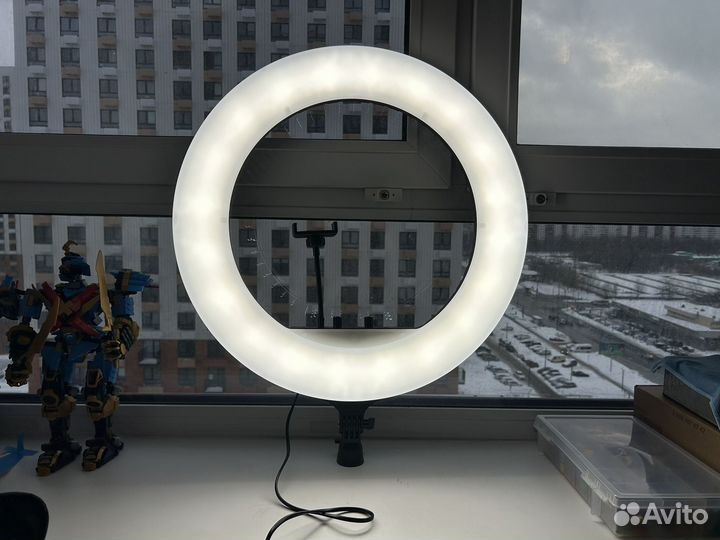 Кольцевая лампа LED RL-21, 54 см