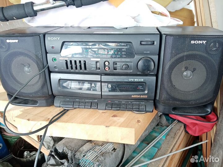 Кассетная магнитола sony