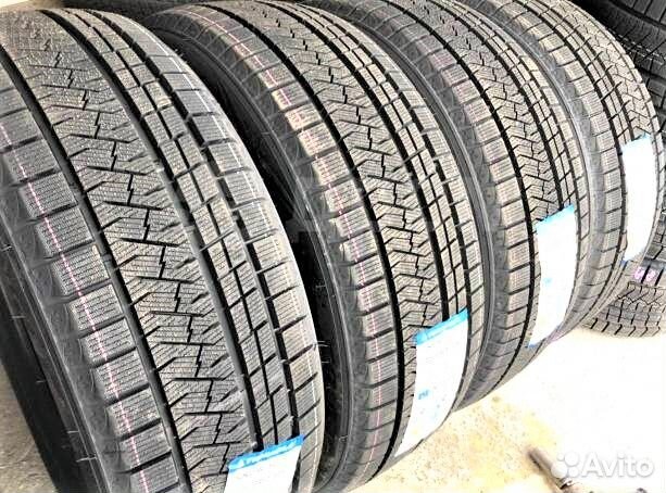 Triangle Snowlink PL02 255/45 R19