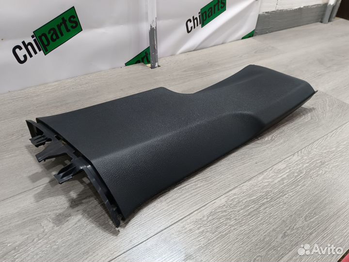 Накладка стойки R для Volkswagen Passat B6 CC B7