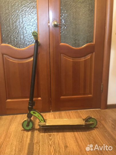 Трюковой самокат