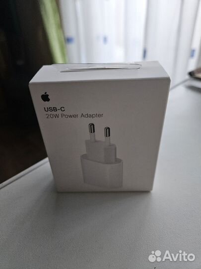 Зарядное устройство Apple 20W USB-C Оригинал Новое