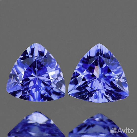 Танзанит натуральный 0,51Ct 1к-кт 4,5х4,5мм VVS Тр