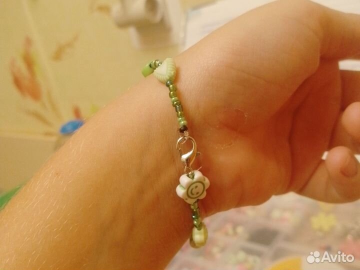 Браслет из бисера