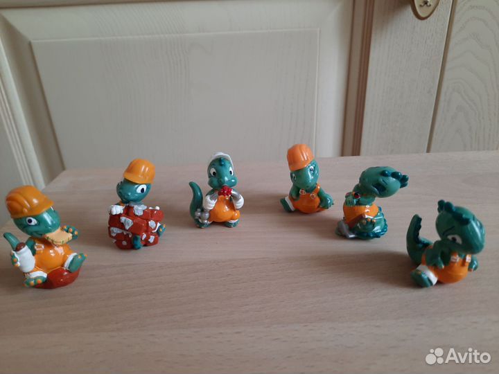 Игрушки из киндер сюрприза 90х