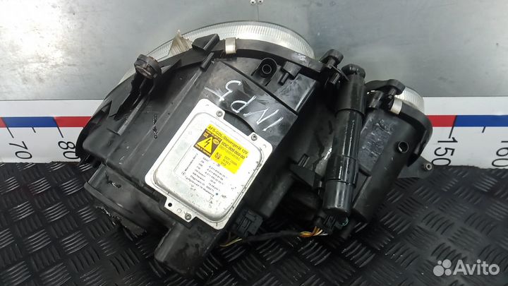 Фара правая Mercedes-Benz E-Class