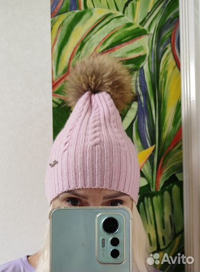 Шапка с помпоном Ариэль