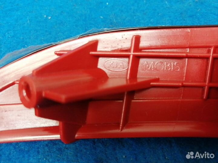 Катафот заднего бампера правый 92406-4X200 Kia Rio