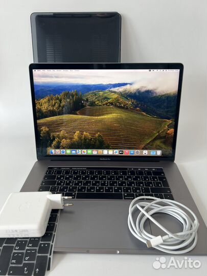 Apple MacBook Pro 15 2018 Touch bar