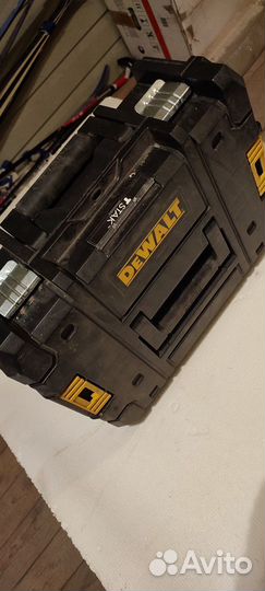 BOX deWalt кейс для инструментов и мелочей