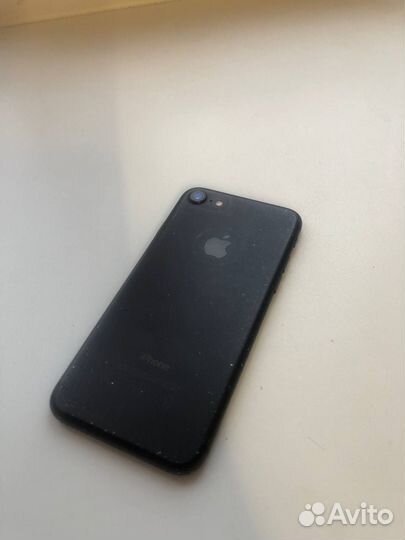 iPhone 7, 32 ГБ