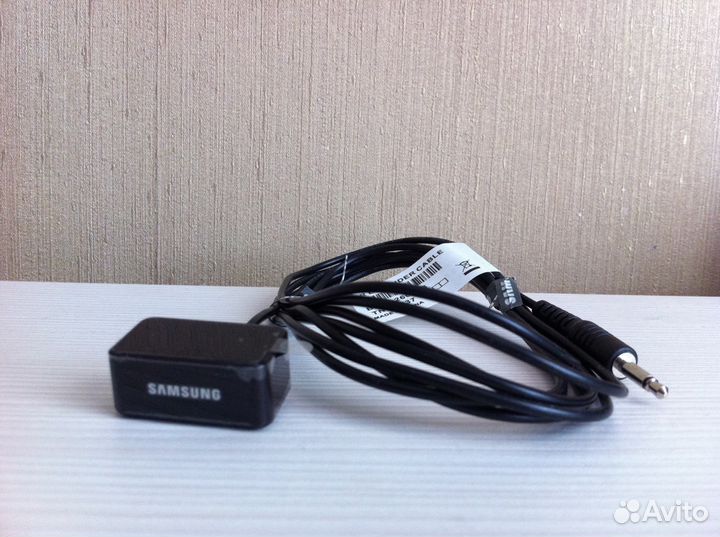 Подставка и кабель инфракрасного переходника