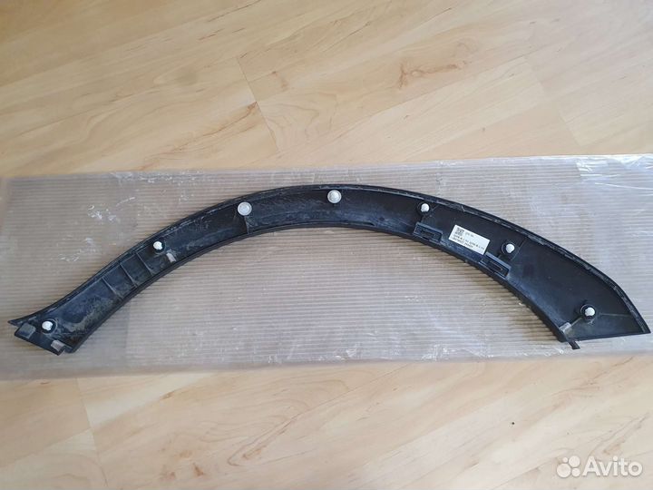 Задний правый молдинг крыла (накладка) Subaru XV