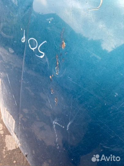 Капот Volkswagen Passat B3