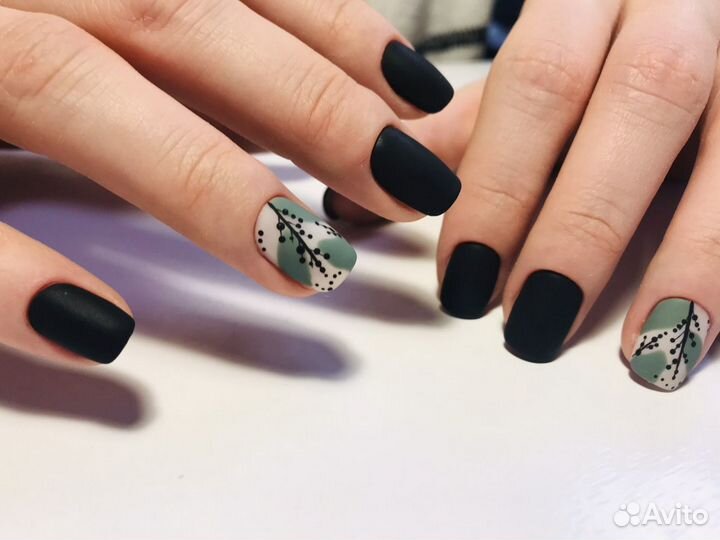 Маникюр, педикюр, наращивание ногтей в Мытищи