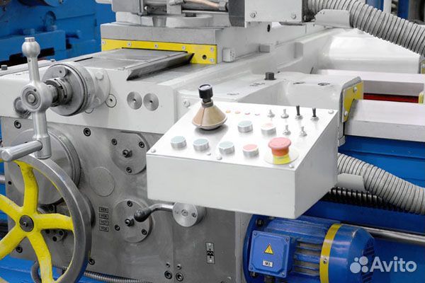 Токарный станок 1н983