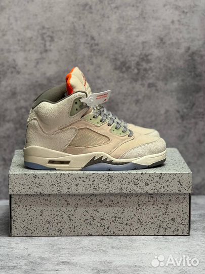 Кроссовки Nike Air Jordan 5 зимние (Арт.42805)
