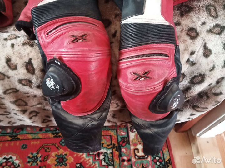 Мотокомбинезон