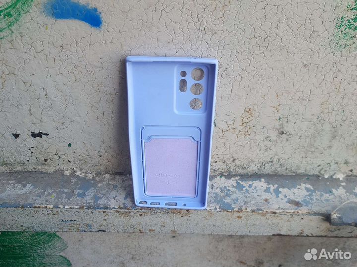 Чехол на телефон