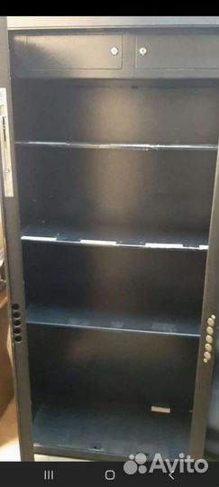 Сейфовый шкаф