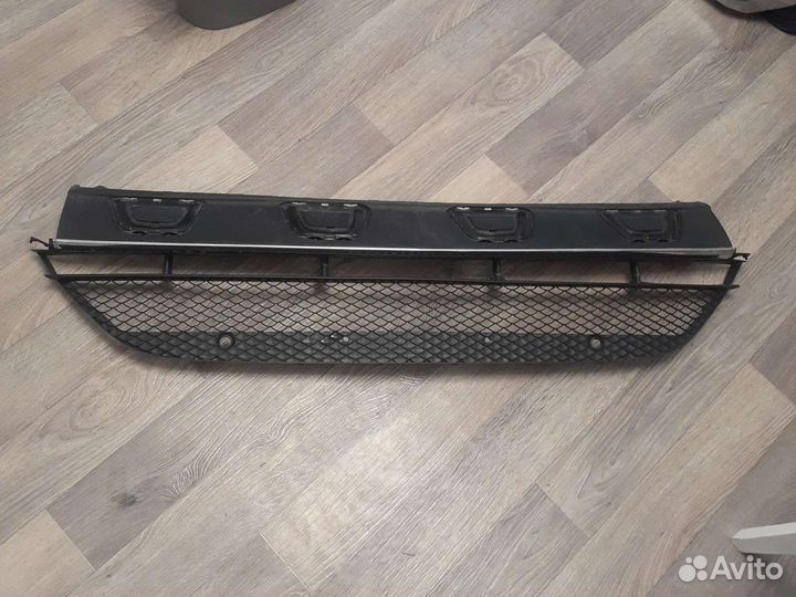 Решетка переднего бампера Mercedes GLC-klasse X253