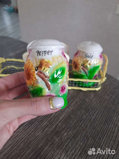 Набор для специй и салфетница