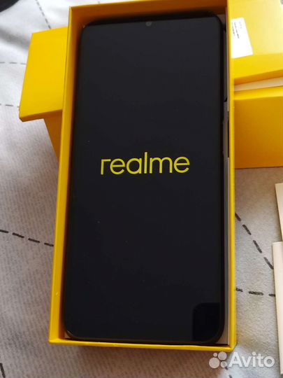 Смартфоны бу realmi