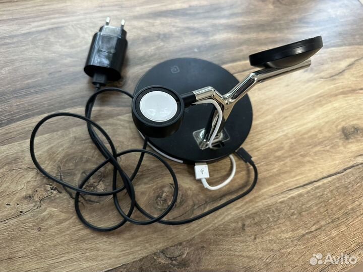 Беспроводная зарядная станция для Apple