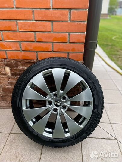 Bridgestone Blizzak VRX 235/45 R18