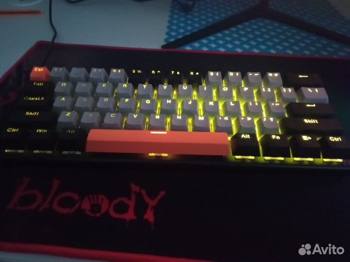 Игровая механическая клавиатура
