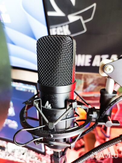 Микрофон Maono AU-04T для подкастов и стримов