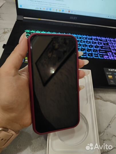 iPhone 11, 256 ГБ