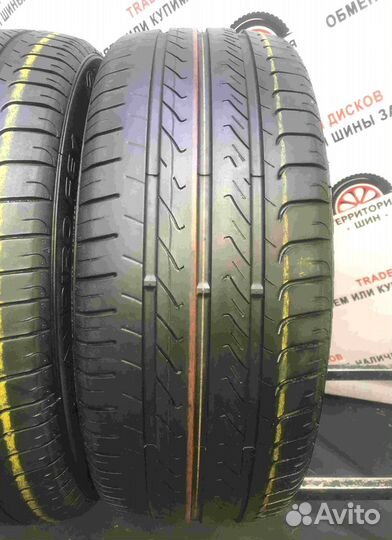 GT Radial Champiro FE1 215/55 R17 94V