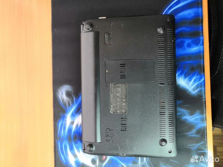 Нетбук asus eee pc 1001px