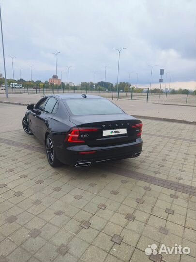 Volvo S60 2.0 AT, 2021, 21 000 км