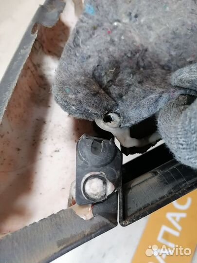 Обшивка двери задняя Toyota Corolla 150 Королла