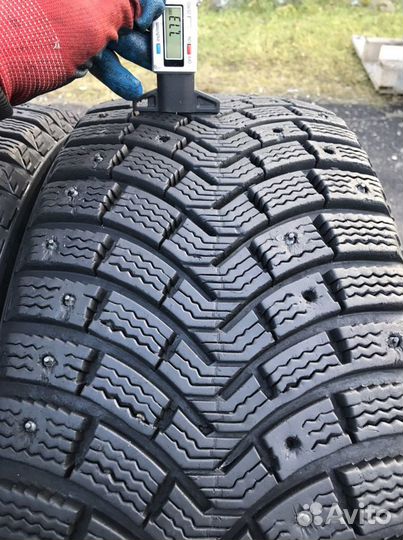 Michelin X-Ice North XIN2 215/50 R17