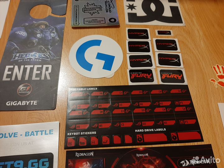 Наклейки Asus ROG, MSI, HyperX, DC Shoes и другие