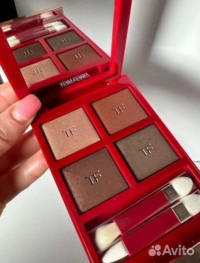 Тени для век TOM ford body heat