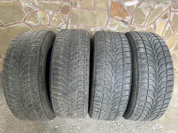 Bridgestone Blizzak LM-80 235/60 R18 107H