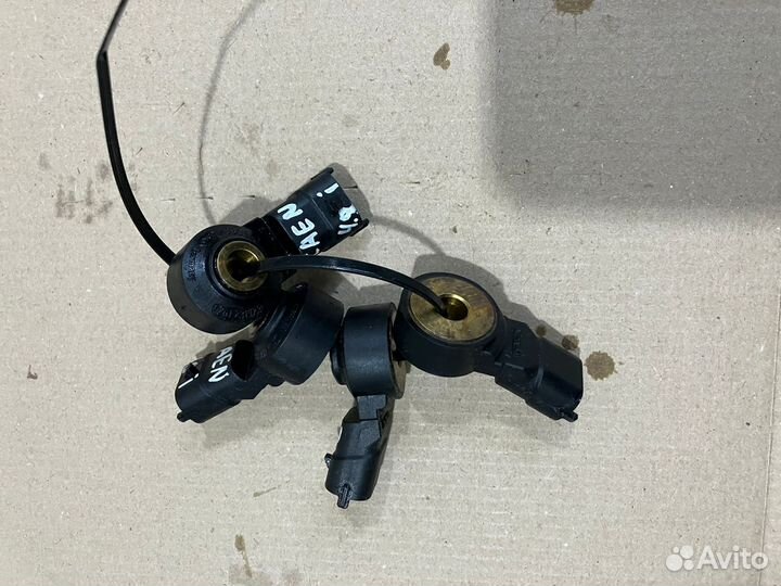 Датчик детонации 0261231173 Porsche Cayenne 958