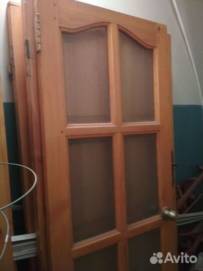 Дверь из массива