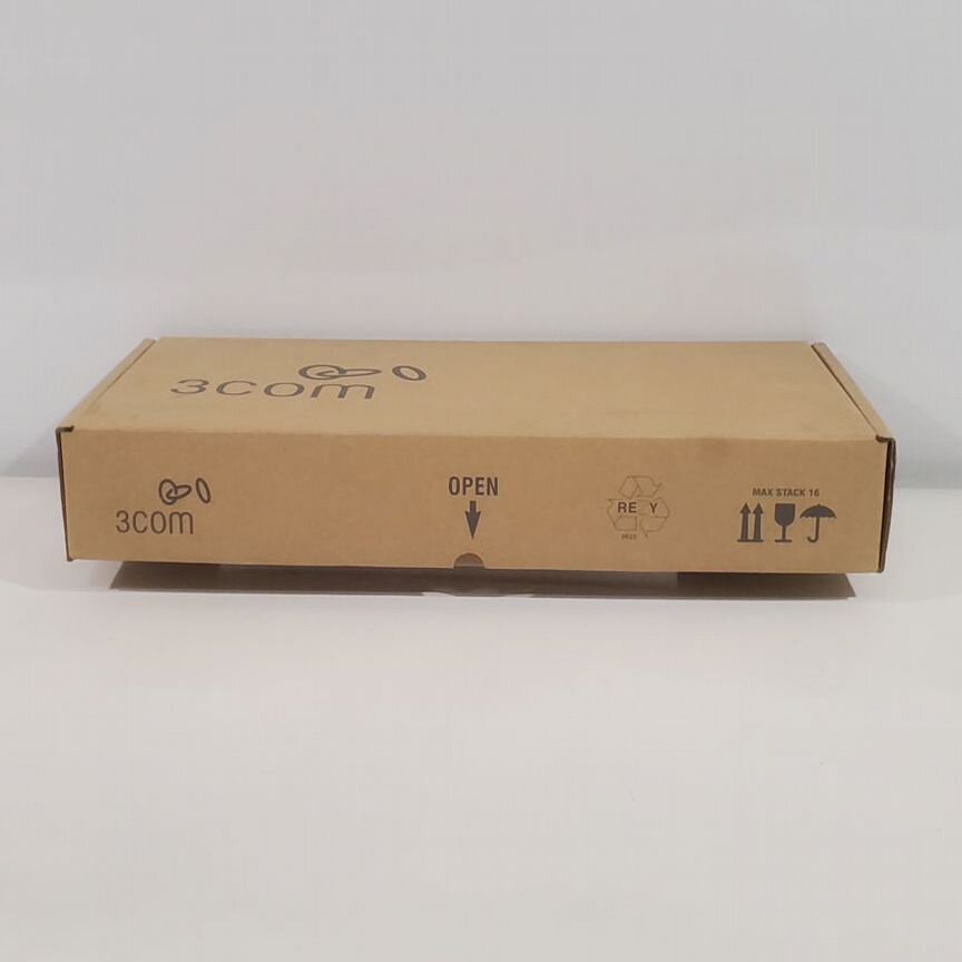 [3COM] Коммутатор 24 Порта (Switch) 3c16471 Новый 3com