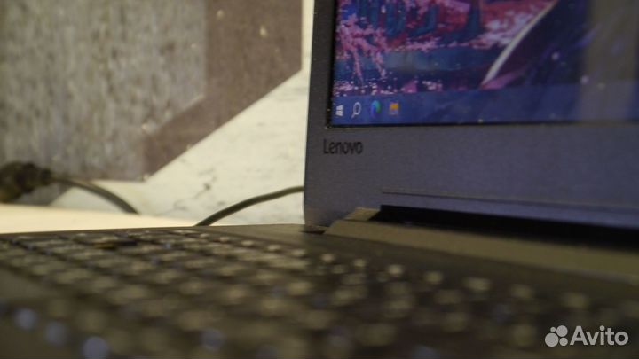 Lenovo A4/8gb/Radeon R3/SSD