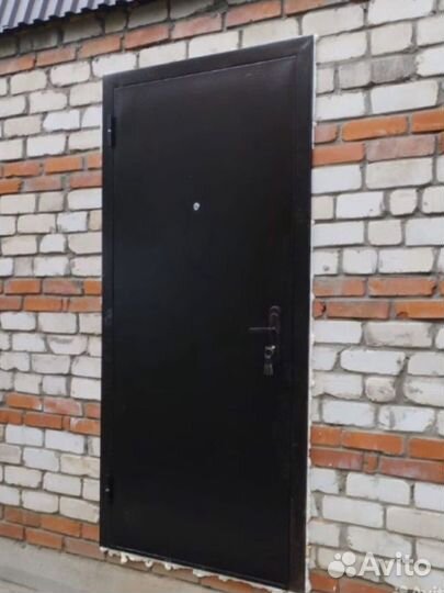 Дверь входная метал / метал