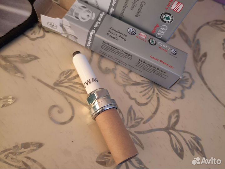 Оригинальные свечи VAG 1.8-2.0 06K905601B