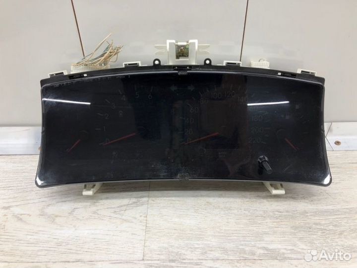 Щиток приборов Toyota Corolla хэтчбек 3zzfe 2002