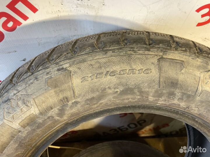 Roadstone Winguard Ice 215/65 R16