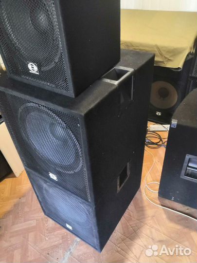 Комплект звукового оборудования 2500 ватт